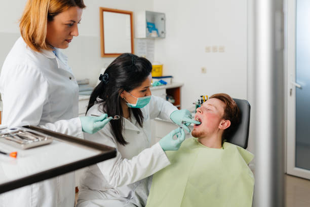 Best Emergency Tooth Extraction in Antioch, IL
